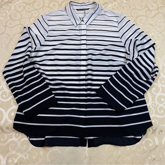 Zac & Rachel 1X Black/White Striped Covered Button Blouse Roll Tab sleev… - Picture 4 of 12